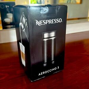BRAND NEW / AEROCCINO 3 milk foamer steamer from Nespresso